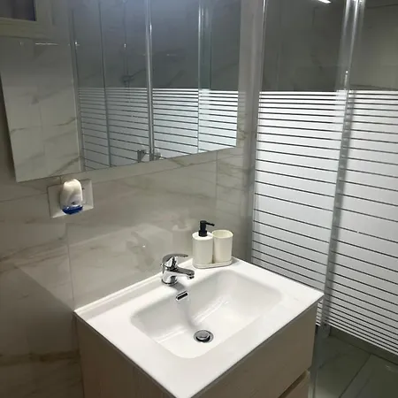 La Vie Est Belle Daire