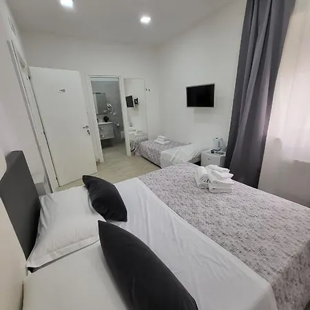 Bed & Breakfast New Era *
