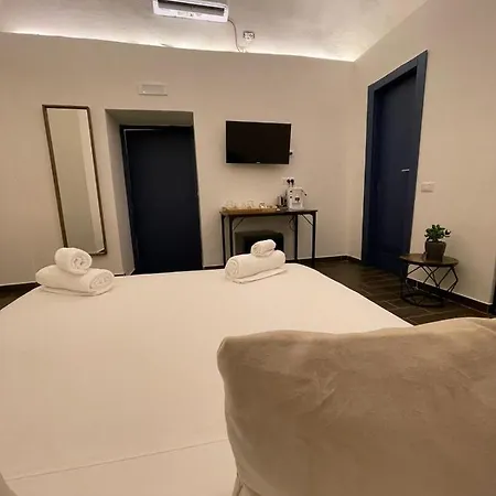 Bed and Breakfast Palazzo Belmosto *