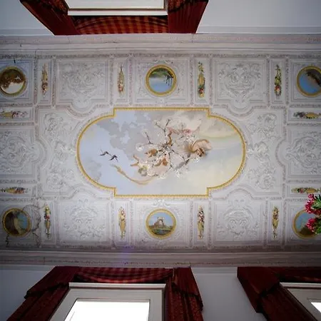 Le Stanze Del Vicere Boutique Napels