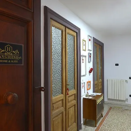 Πανσιόν Napoli Central City