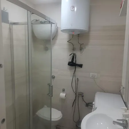 East 1 & 2 Apartmán