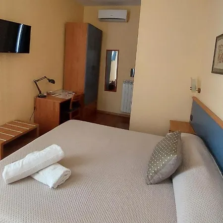 Domus Cesare Homestay *