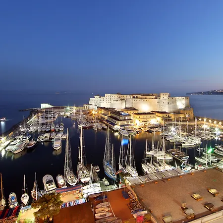 Eurostars Excelsior 4* Неаполь