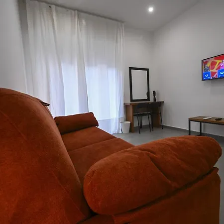 Signora Titina Guest house *