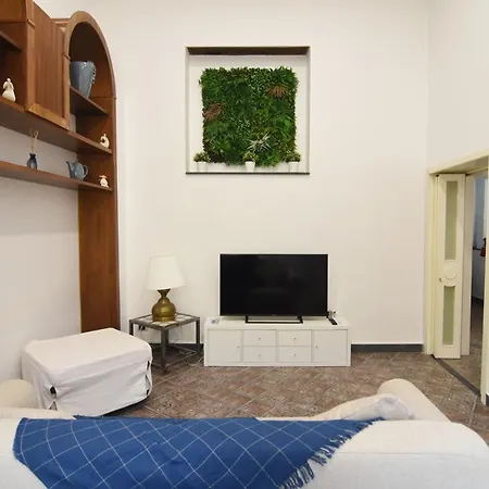Ing&dot Apartment