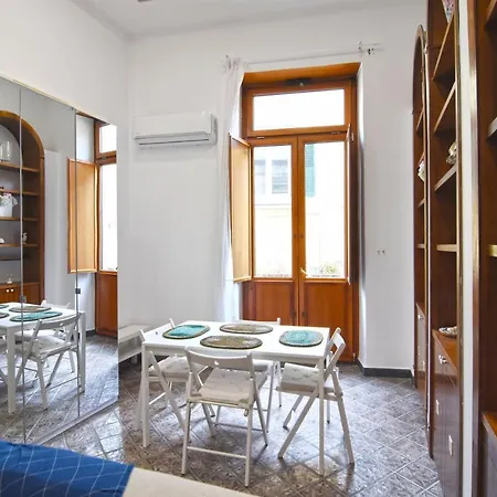 Ing&dot Apartment