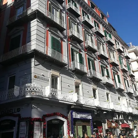 Bed & Breakfast Dimora Del Plebiscito Napoli