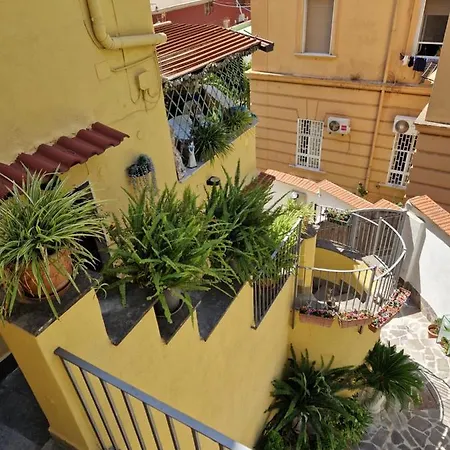 Le Stanze Di Veronica Bed & Breakfast *