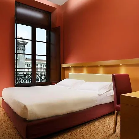 Una Hotels Napoli Ξενοδοχείο Νάπολη