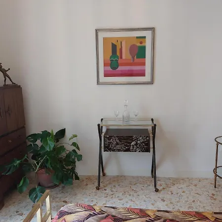 Palazzo Carafa Di Montorio Couette-café