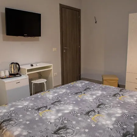 Zuroli Отель типа 