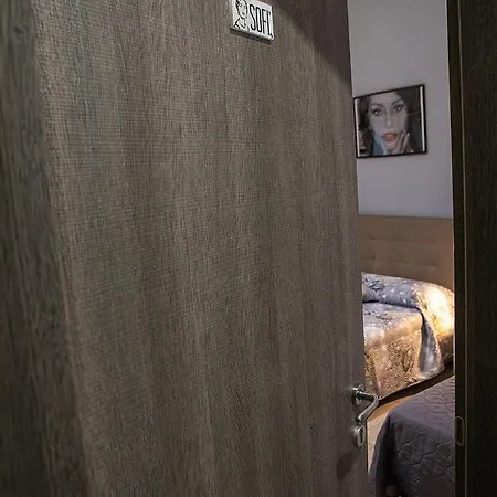 Zuroli Отель типа 