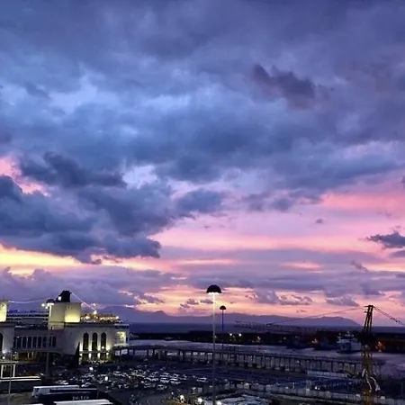 לינה וארוחת בוקר Great View 3*