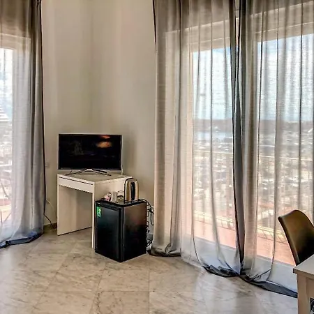 לינה וארוחת בוקר Great View