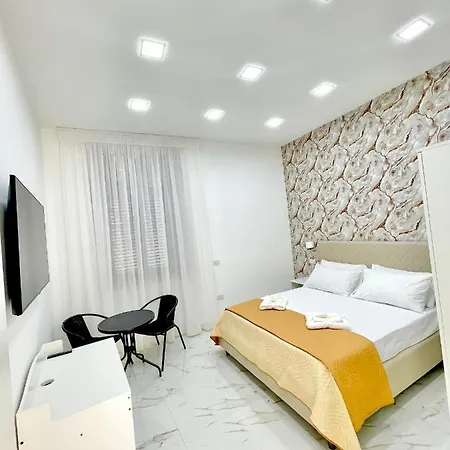 Raffy House Bed & Breakfast Napels