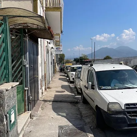 Lux House Airport Napoli