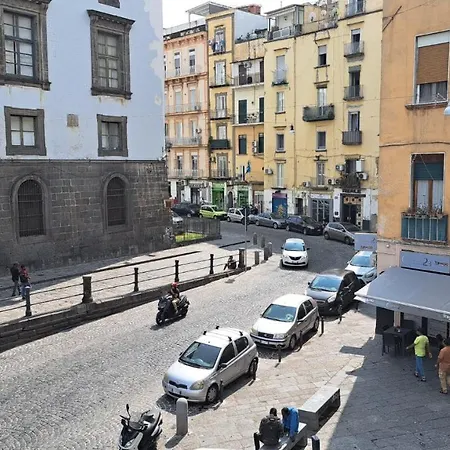 In Piazza Apartment Naples