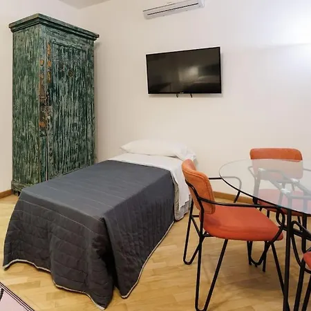 Dante Studio Super Naples