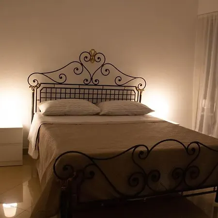 Almameda House Apartment *
