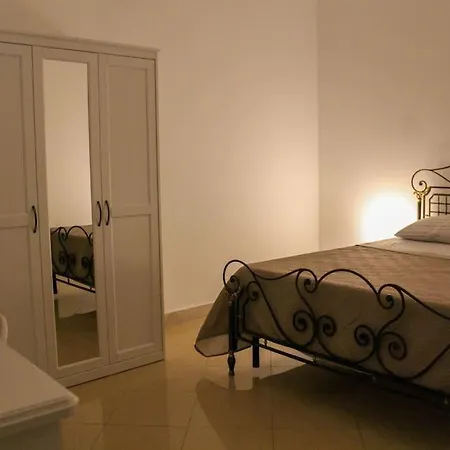 Almameda House * Naples