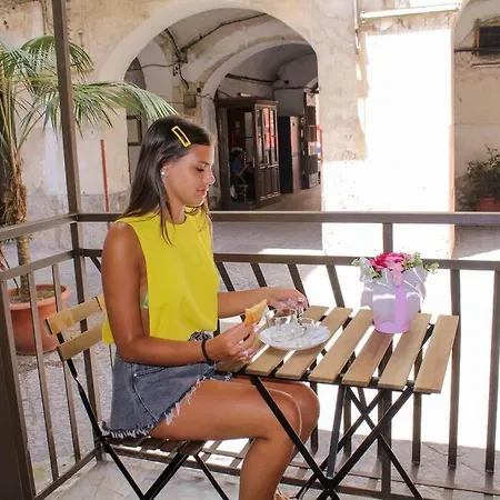 Almameda House Naples