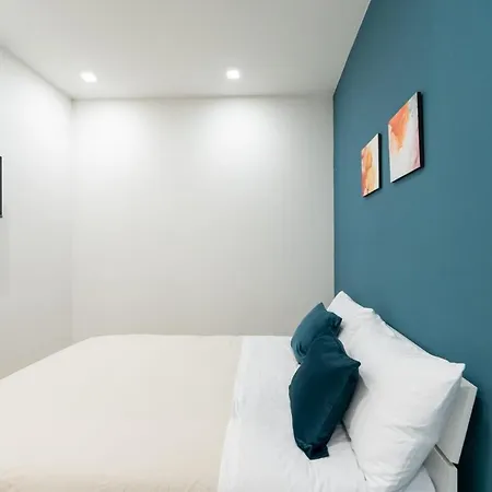 Maison * Neapel