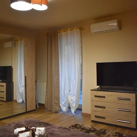 Oikia - Girasole Guest house *