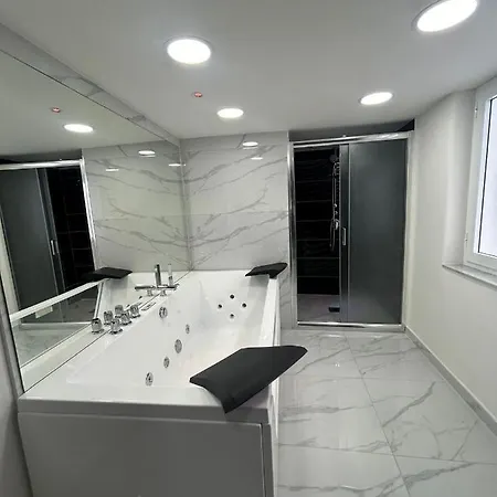 Luigi Luxury Napoli