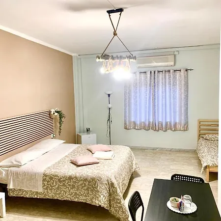 Bed & Breakfast Neapolis Center2 *