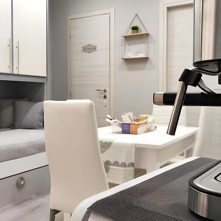 Apartment Casa Givian *