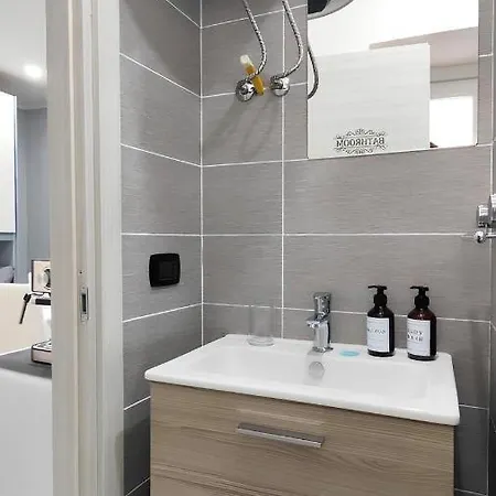 Casa Givian Apartment *
