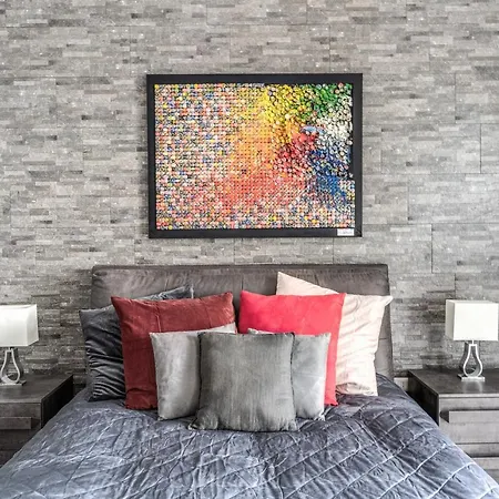 1000 Apartment