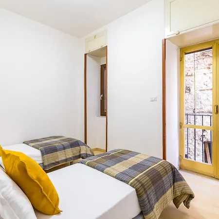 Apartment Al Borgo Orefici By Wonderful Italy *