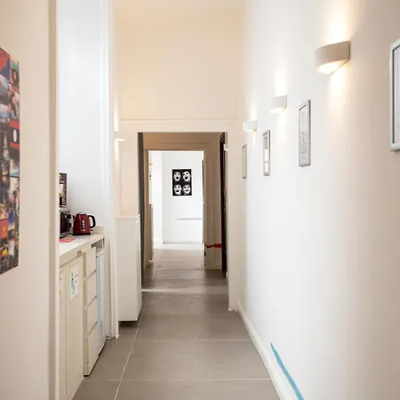 Toledostation Oda ve Kahvaltı 2*