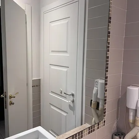 Bed & Breakfast International Garibaldi Napoli