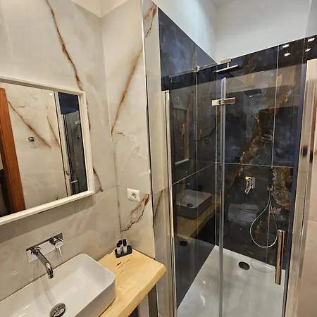 住宿加早餐酒店 The Spanish Palace, Suites, Rooms, & Terraces 那不勒斯