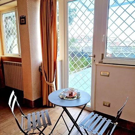 Apartment Fuga A Naples