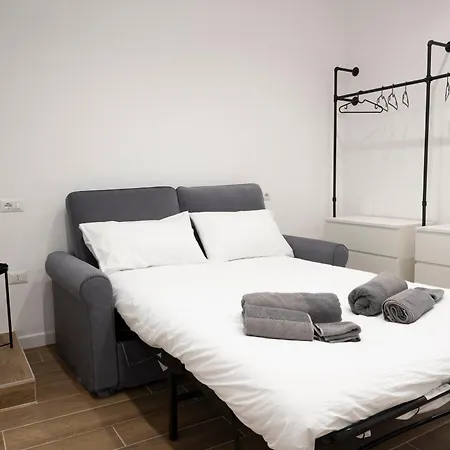 Dimora Trecuori Apartment Naples