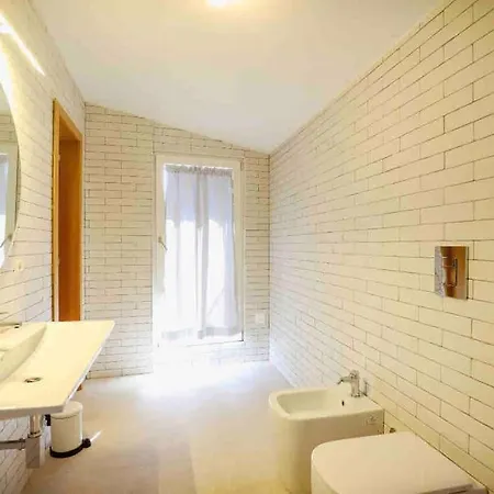 Penthouse Ledome35 In The Center Apartment Naples