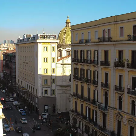Corso Umberto 22 * Napoli
