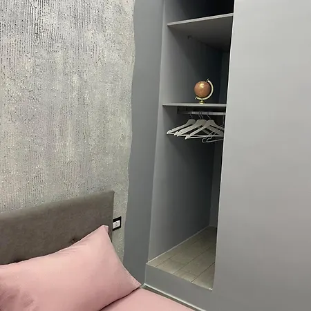 House Limatola 招待所