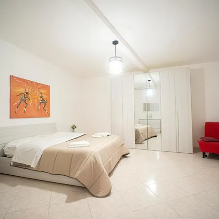 Apartment In Piazza *