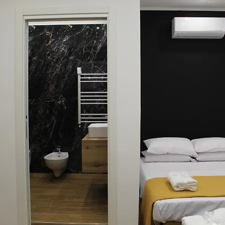 Guest house Blackwoody Contemporary - Centro Storico Naples