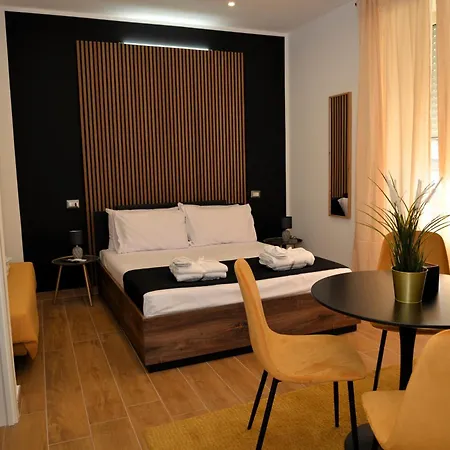 Blackwoody Contemporary - Centro Storico Guest house Naples