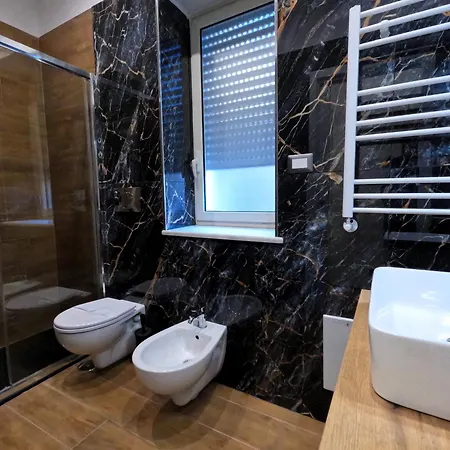 Blackwoody Contemporary - Centro Storico Guest house *