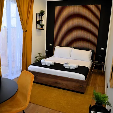 Blackwoody Contemporary - Centro Storico Naples