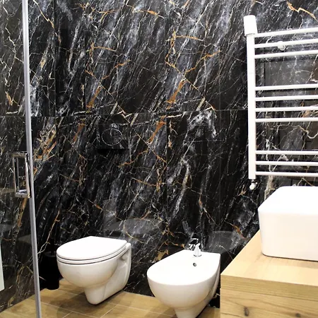 Blackwoody Contemporary - Centro Storico * Naples