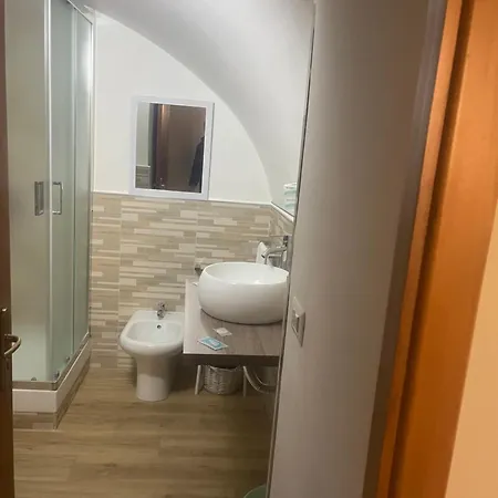 Chez Moi לינה וארוחת בוקר נאפולי