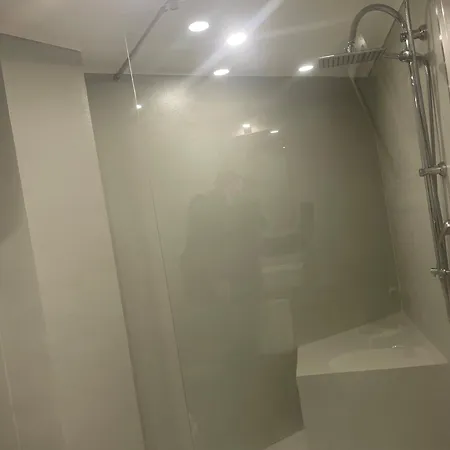 לינה וארוחת בוקר Chez Moi